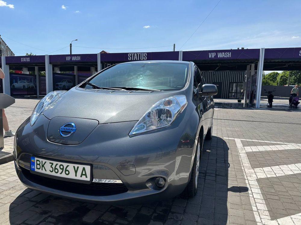 Здам в оренду Nissan Leaf 40квт