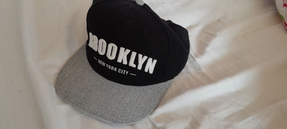 Czapeczka z daszkiem