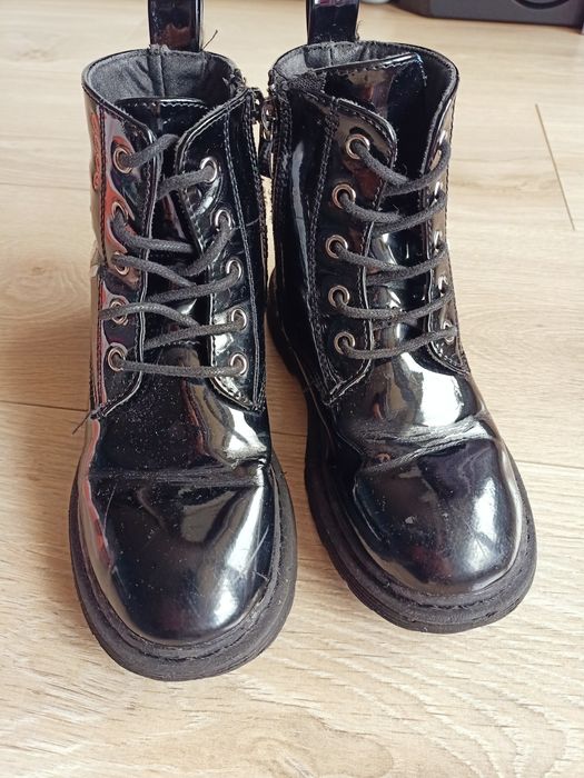 Buty botki trzewiki dziewczęce czarne lakierowane 29
