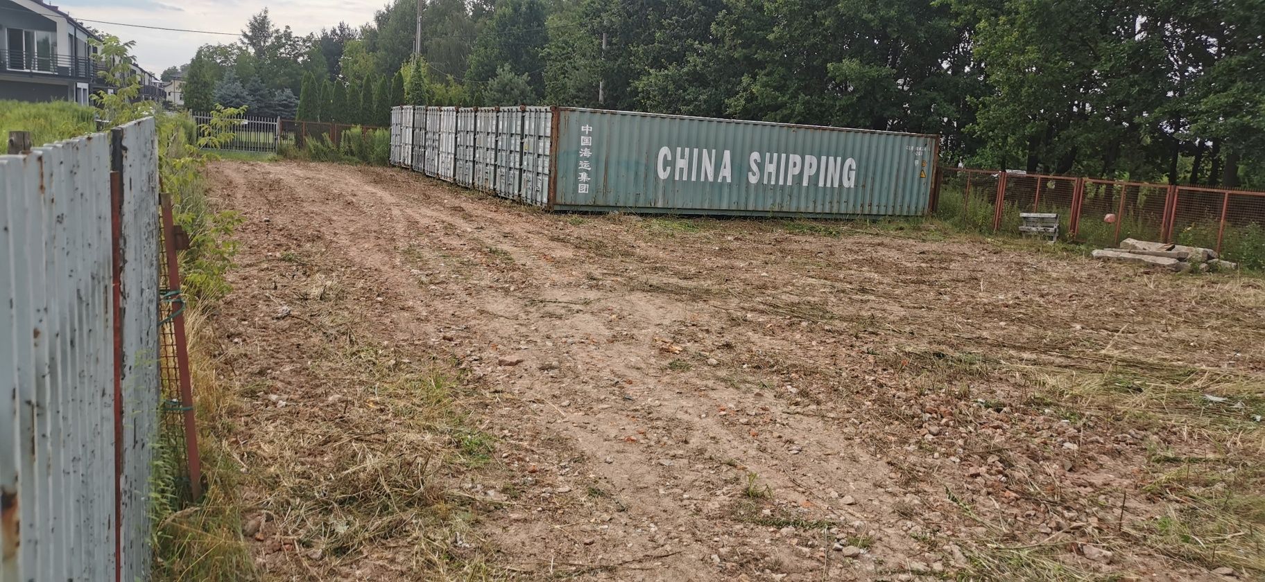 Wynajmę plac 1200m2 +9 kontenerów