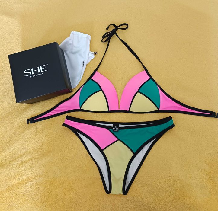 Strój kąpielowy. Rozmiar 38B