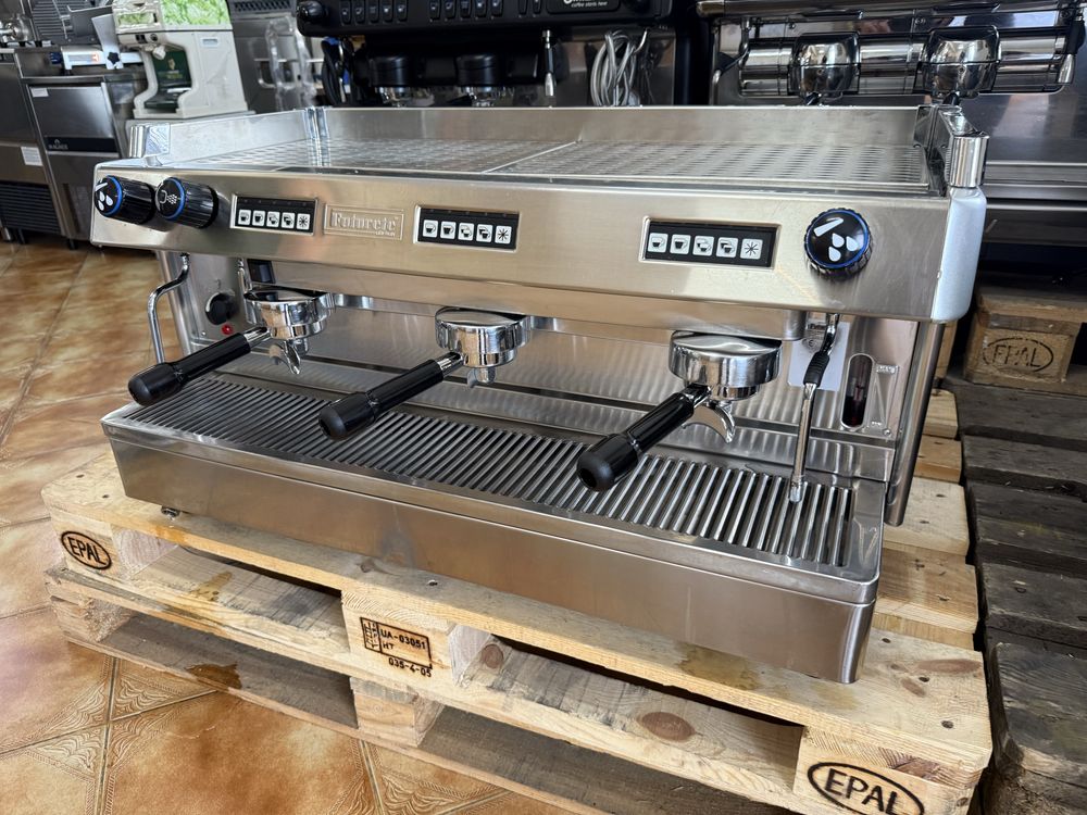Maquina de cafe futurete Muito Nova