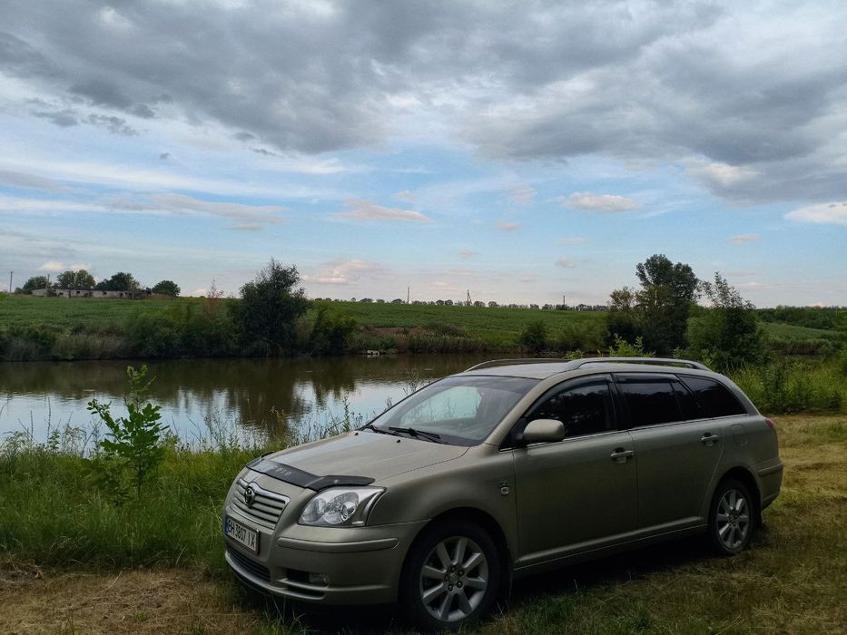 Продам Toyota Avensis