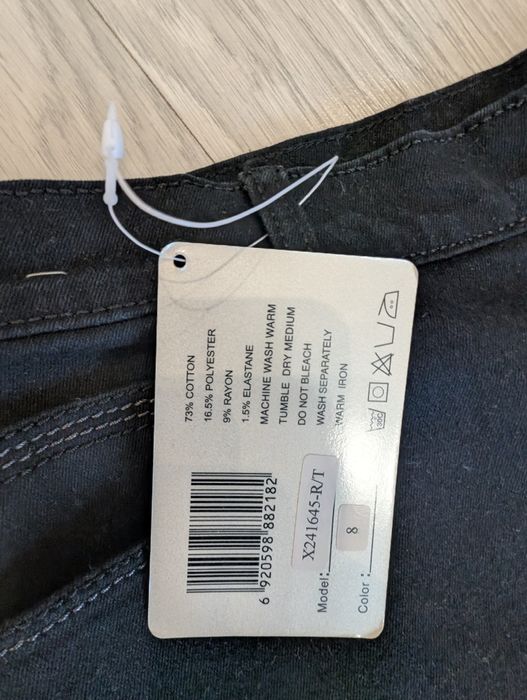 Nowe czarne jeansy rozmiar 32 81cm Lafei Nier