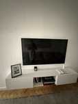 Movel branco para TV usado