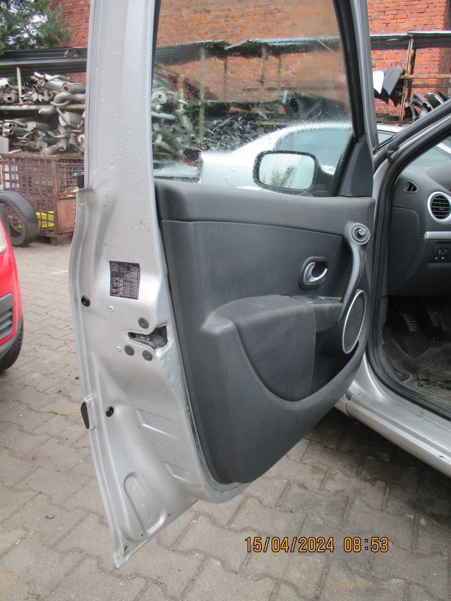 Drzwi Renault Clio 3  Prawe, tył.p.