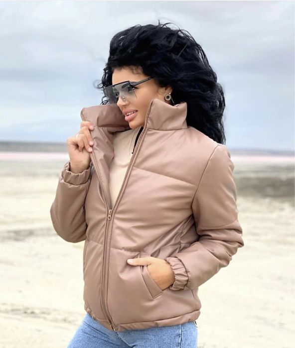 Куртка демі-сезон