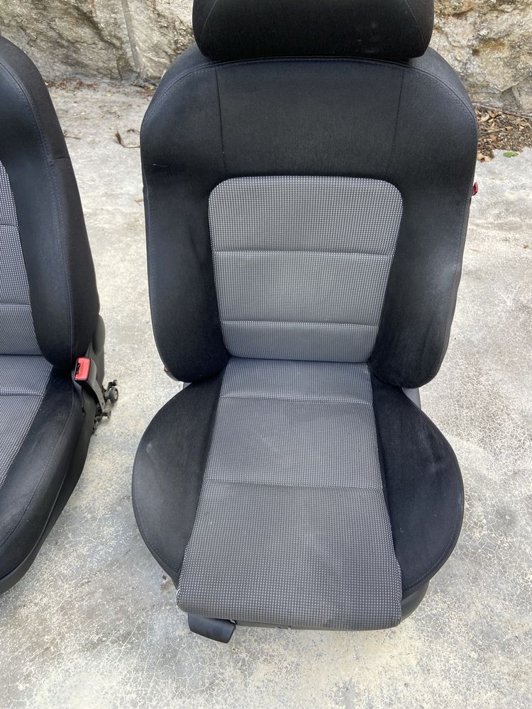 Conjunto de Bancos (5 Lugares) Seat/Audi/Golf