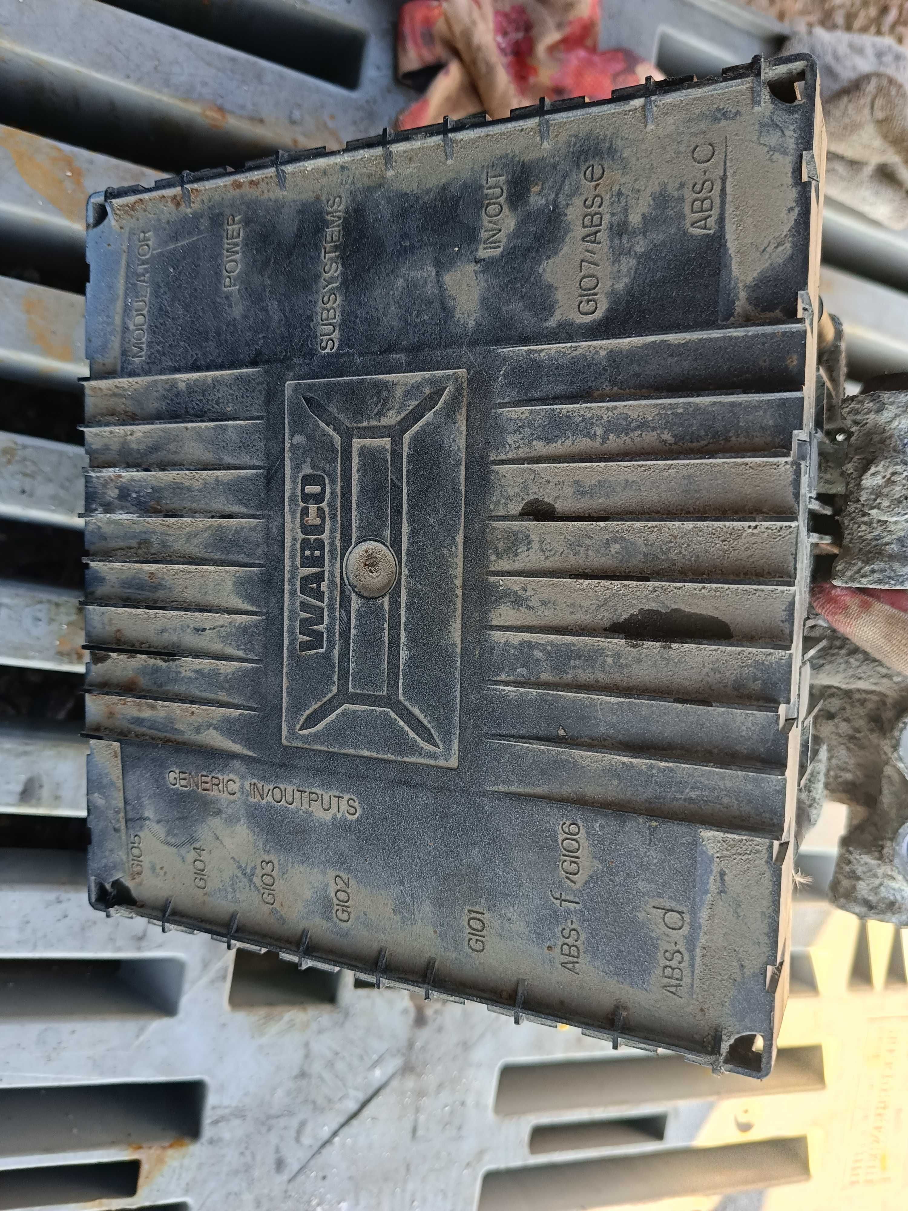 Modulator EBS ABS naczepy WABCO uszkodzony
