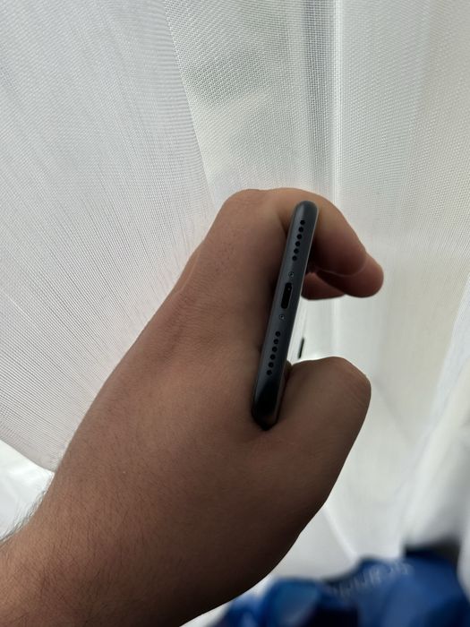 Iphone se 3 , 64 gb , neverlock , 98% акб , Айфон се 2022 , Айфон се 3