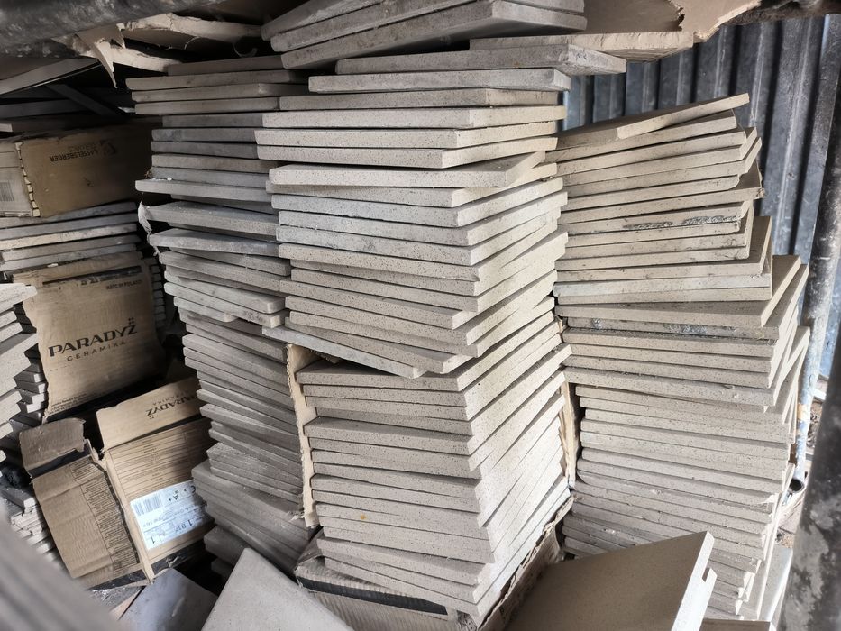 Gres techniczny gr 13mm 19,8x19,8 Gat. 1 mat 30m2