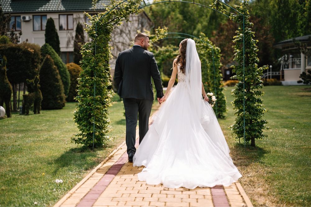 Продам весільну сукню Pollardi (оригінал)