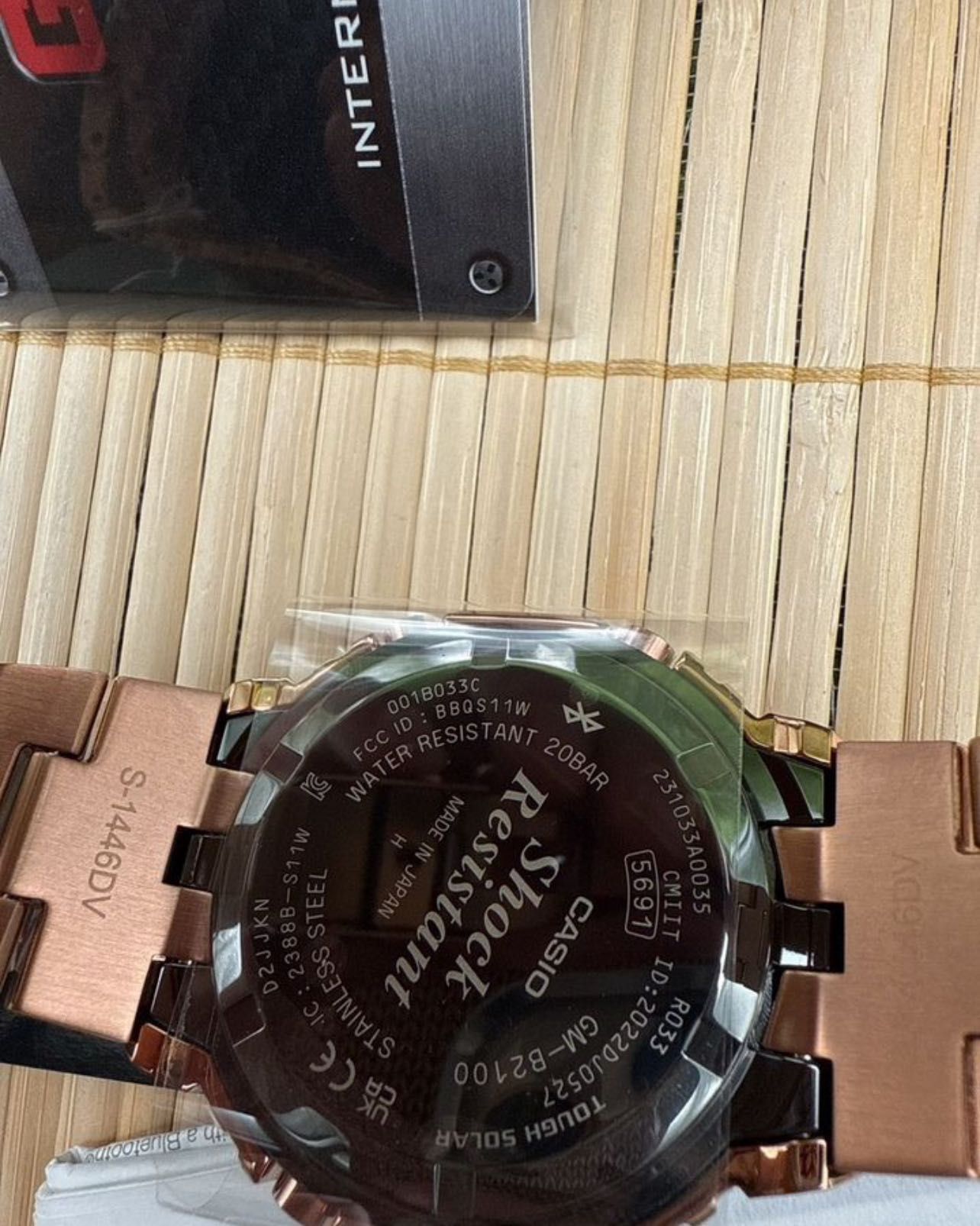 Часы наручные Casio G-Shock GM-B2100GD-5A