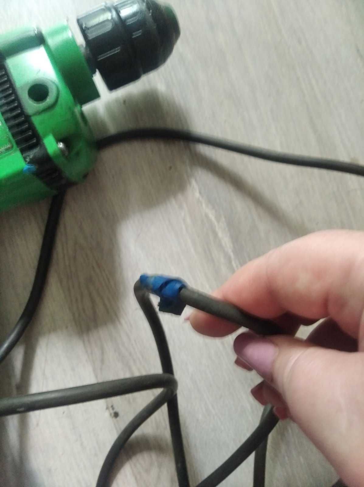 Ударная дрель Hitachi d10vc2  БУ