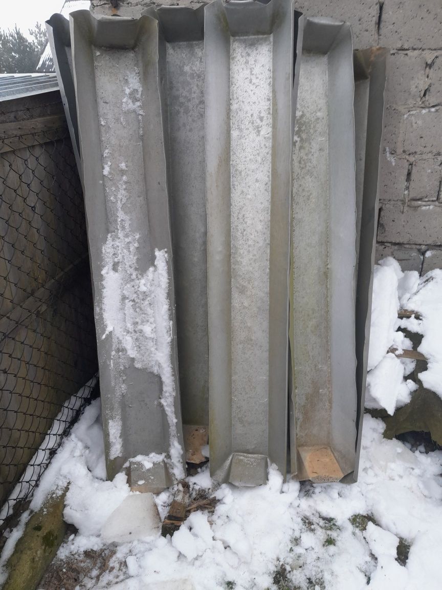 Poidła obracalne, koryta aluminiowe dla drobiu