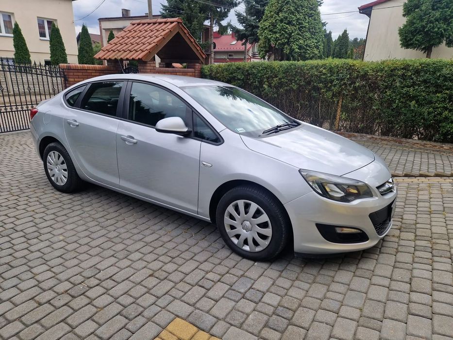 Opel Astra 1,4 T GAZ Salon Polska I-wł klima tempomat czujniki cofania FA VAT 23%