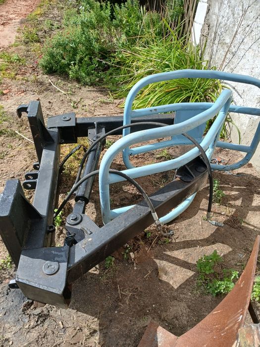 Łyżka do tura i chwytak do bel