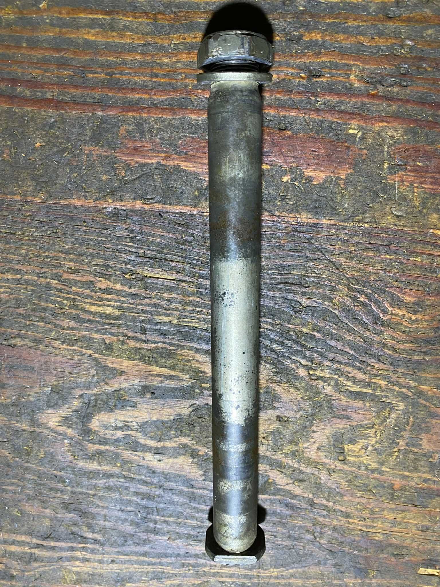 os oska oś koła kola tylnego tyl tyln yamaha yzf wrf 250 / 450 r 09-24