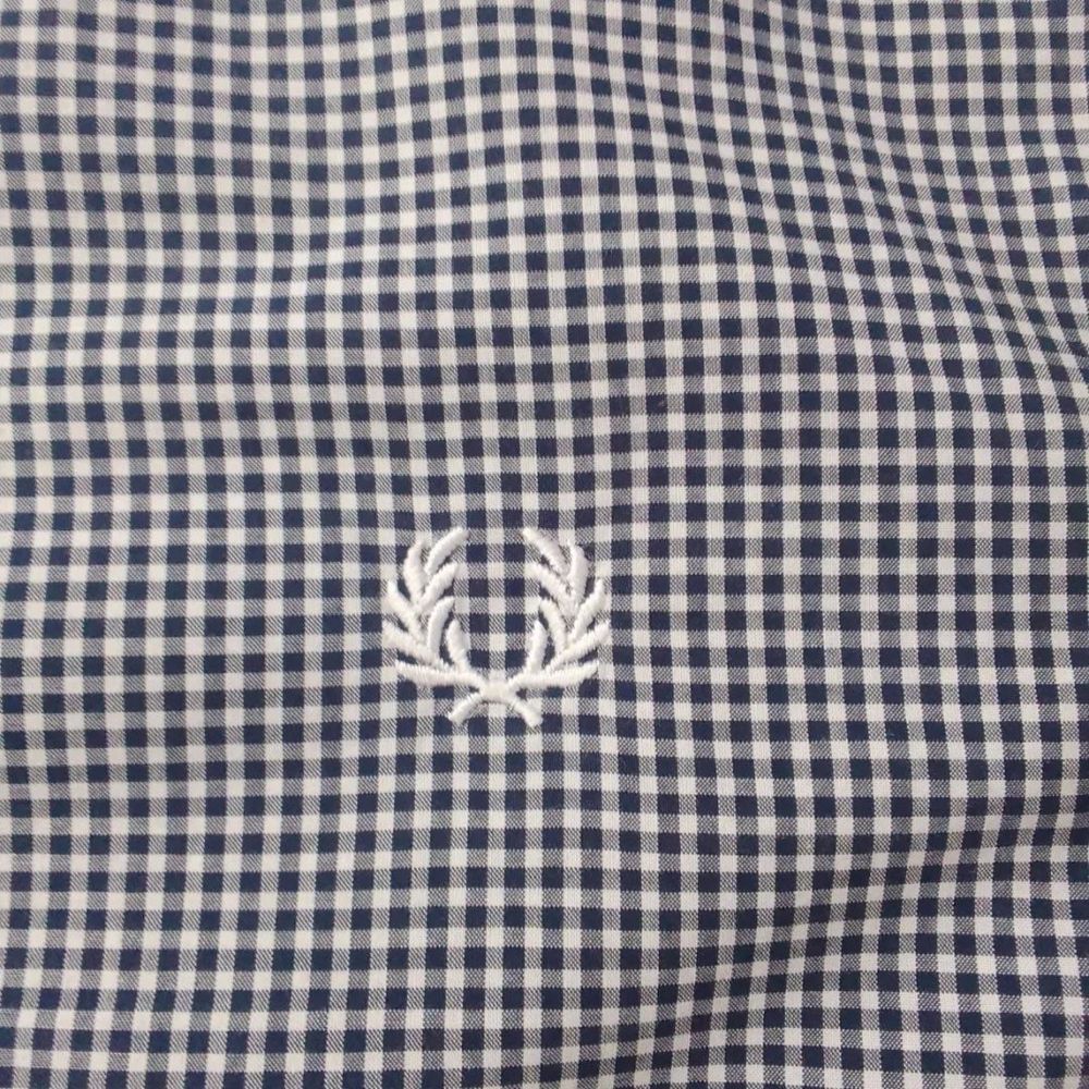 Рубашка Fred Perry ( размер L )