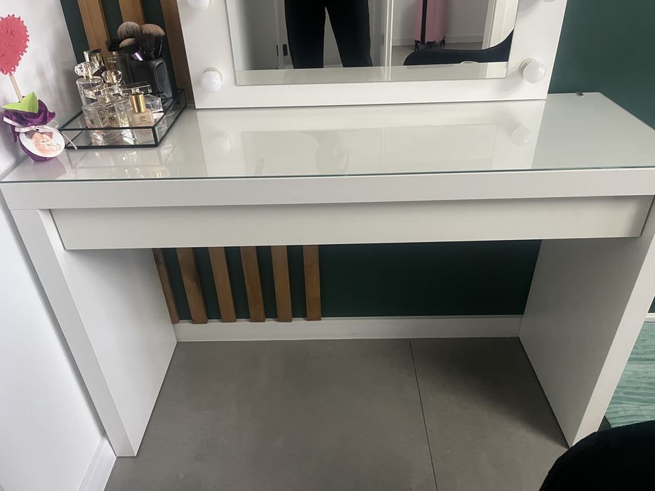 Toaletka biala ikea