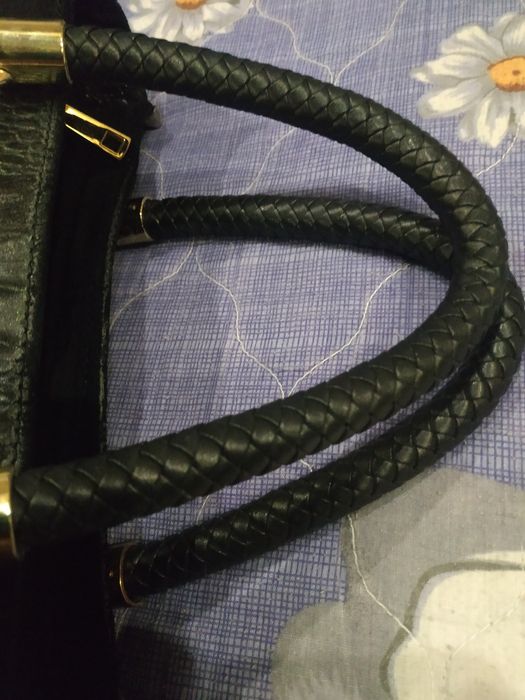 Шкіряна чорна сумка