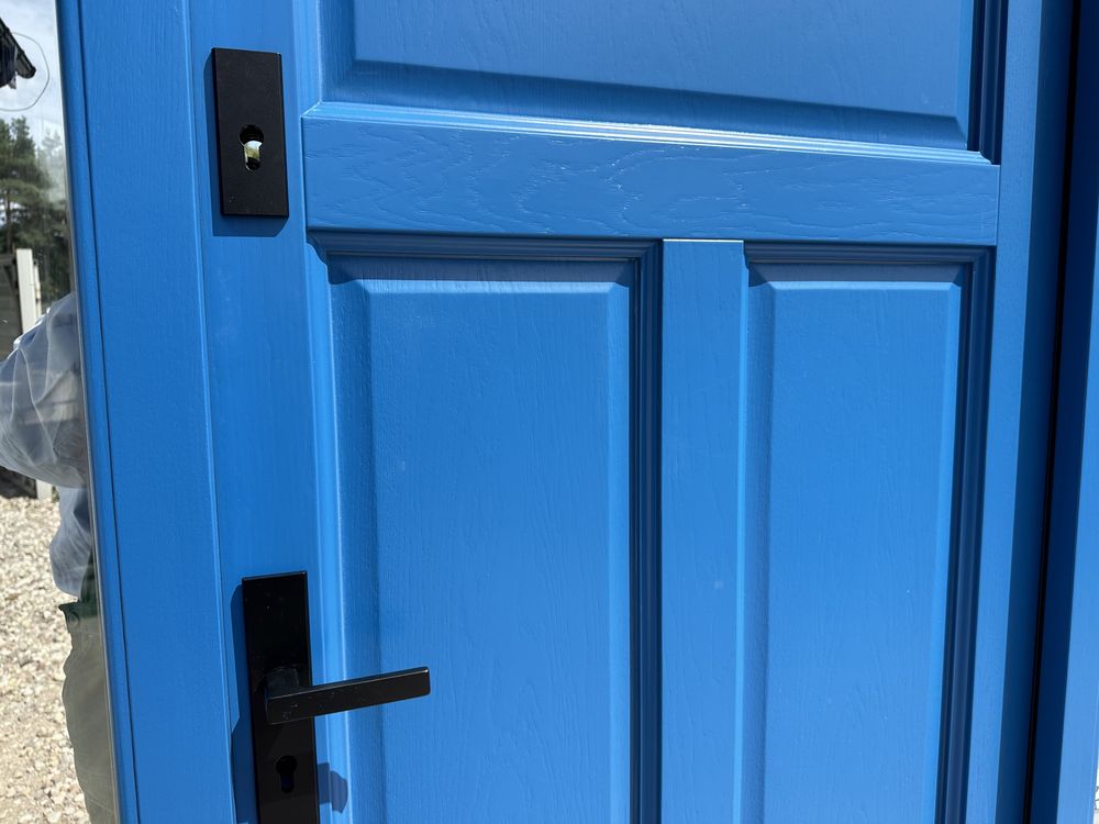 Drzwi wejściowe drewniane na wymiar Niebieskie z doświetlami 187x208