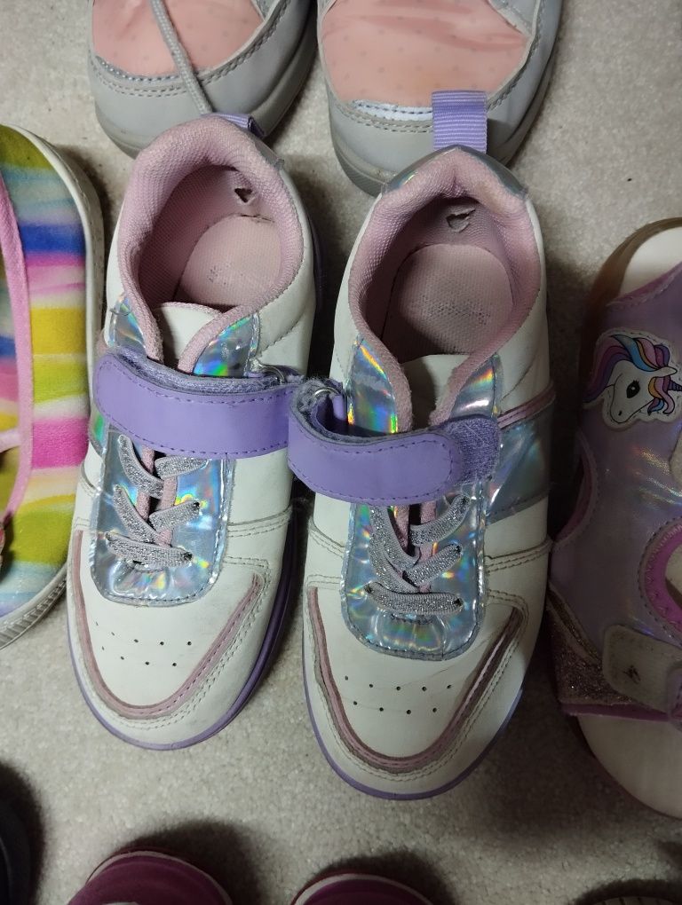 Buty dziewczęce 27-30
