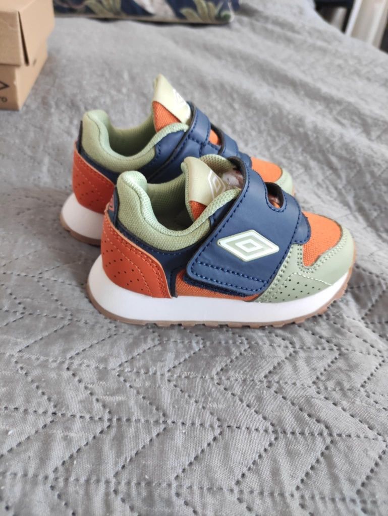Buciki UMBRO, rozm. 22