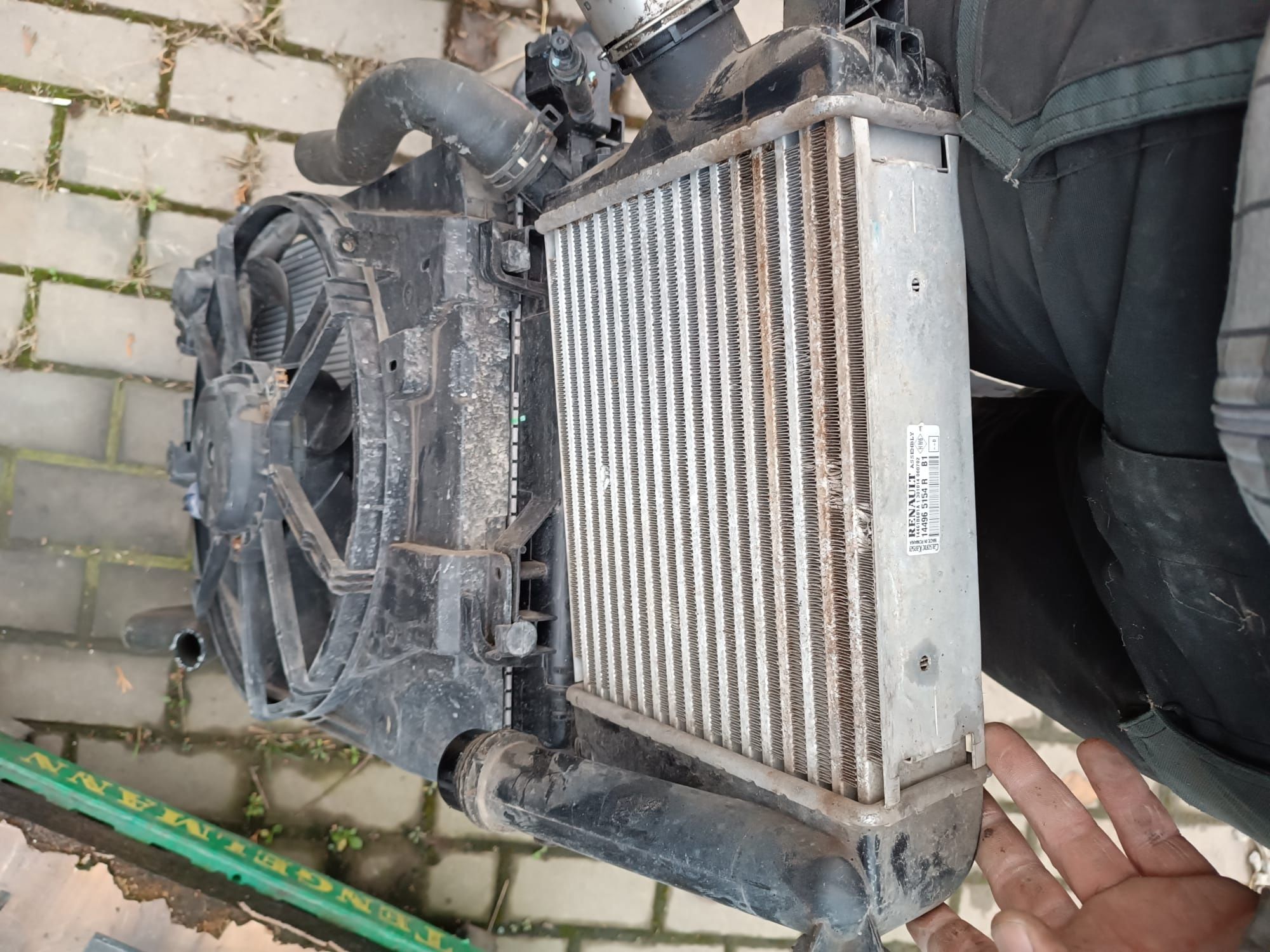 Sprzedam do reanult Clio IV captur I chłodnice wentylator