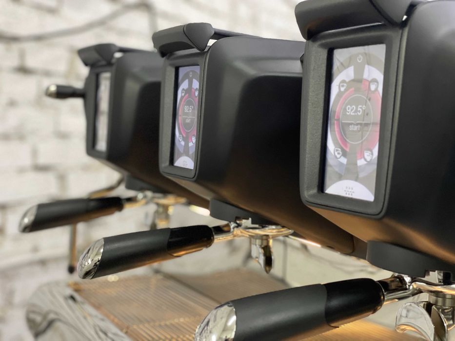 Кофемашина профессиональная Faema E71 Total Black