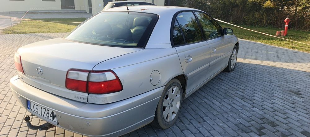 Opel Omega B 2003r