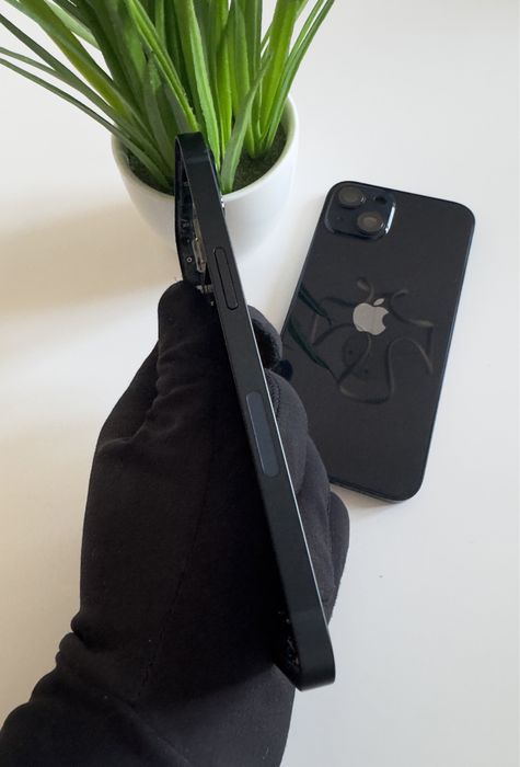 Корпус Iphone 13 midnight Original как новые!!!