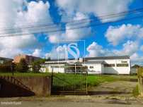 Armazém E Actividade Industrial
