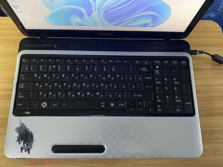 Ноутбук Toshiba Satelite L750