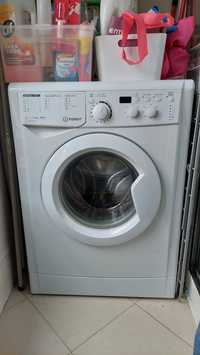 Máquina de lavar roupa Indesit 6KG