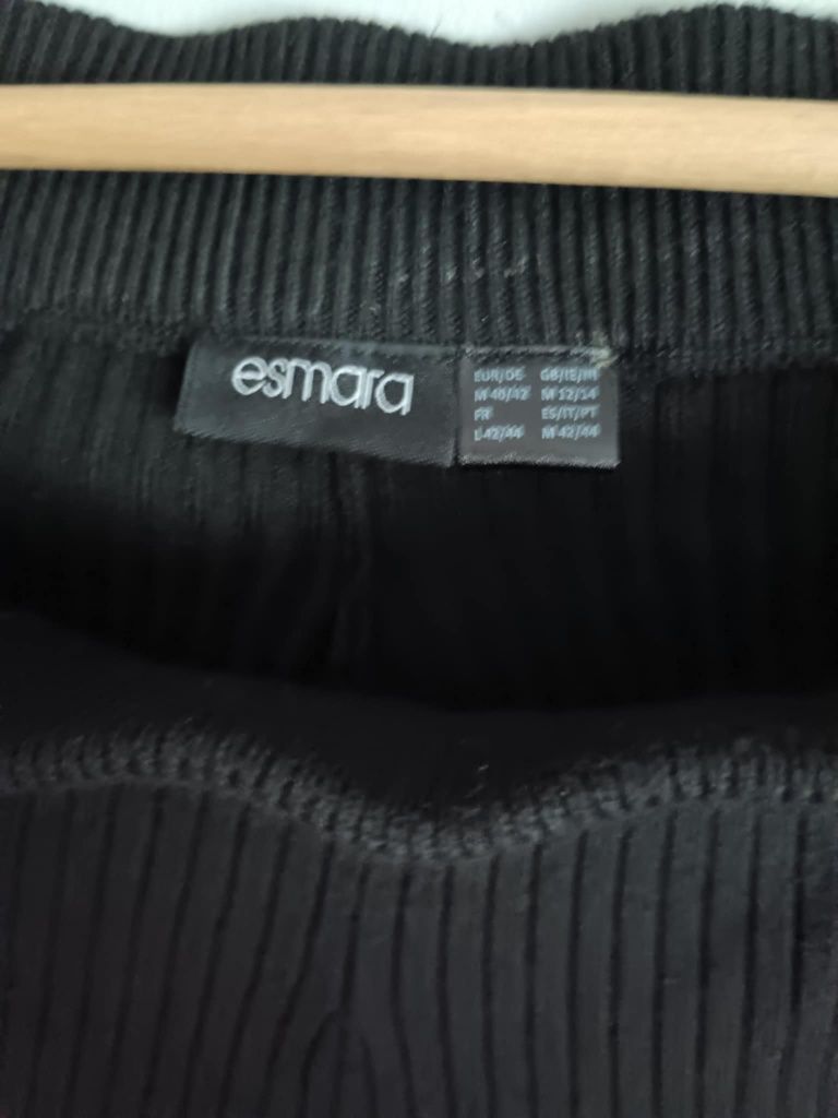 Spodnie damskie prążek Plus size 44 szersza nogawka