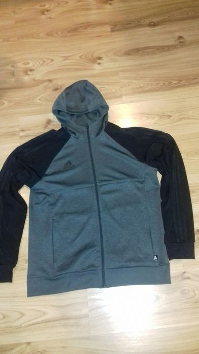 Bluza firmy Adidas rozmiar L