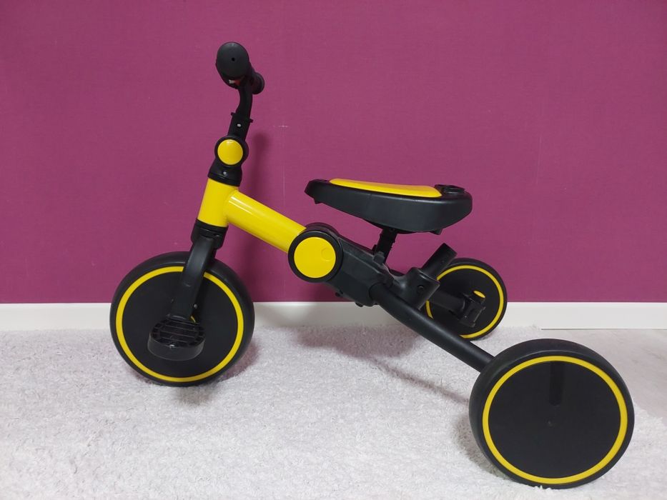 Велосипед-беговел с родительской ручкой и козырьки Mamma Mia 3в1