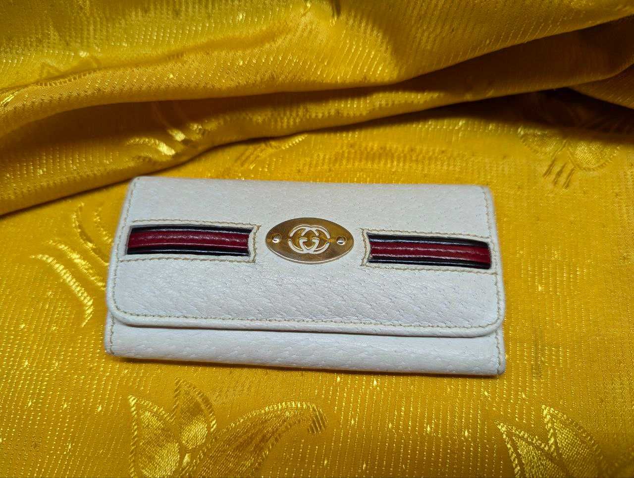 Винтажный держатель для ключей Gucci кожаный белого цвета Оригинал