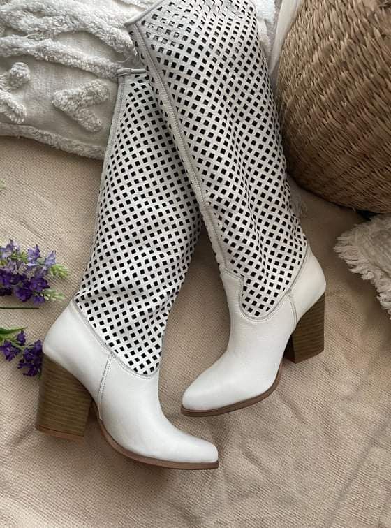 Eleganckie kozaki kowbojki ażurowe naturalna skóra kolory