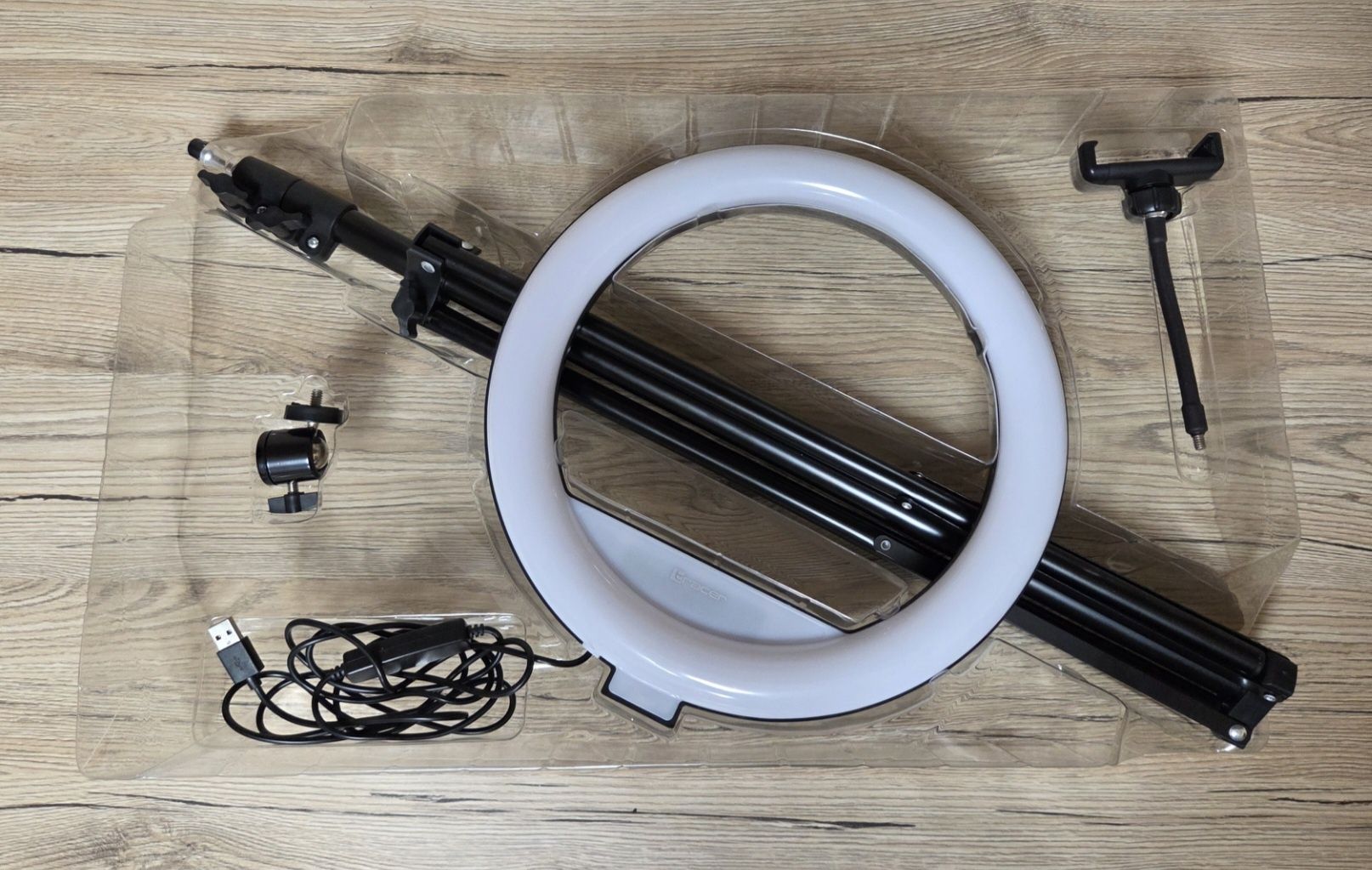 Lampa pierścieniowa LED ze statywem 210cm