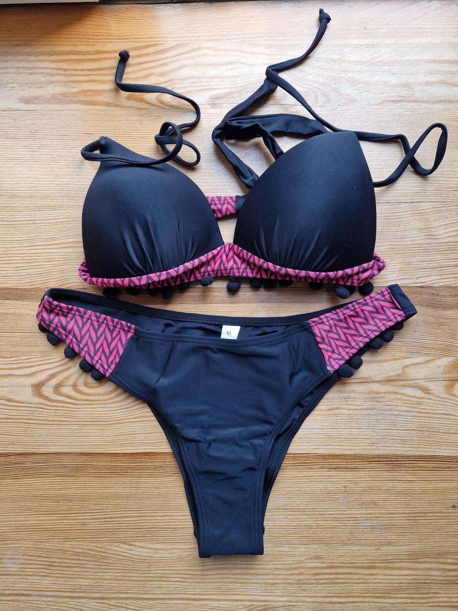 Bikini kąpielowe z kolorowymi frędzlami, r. S