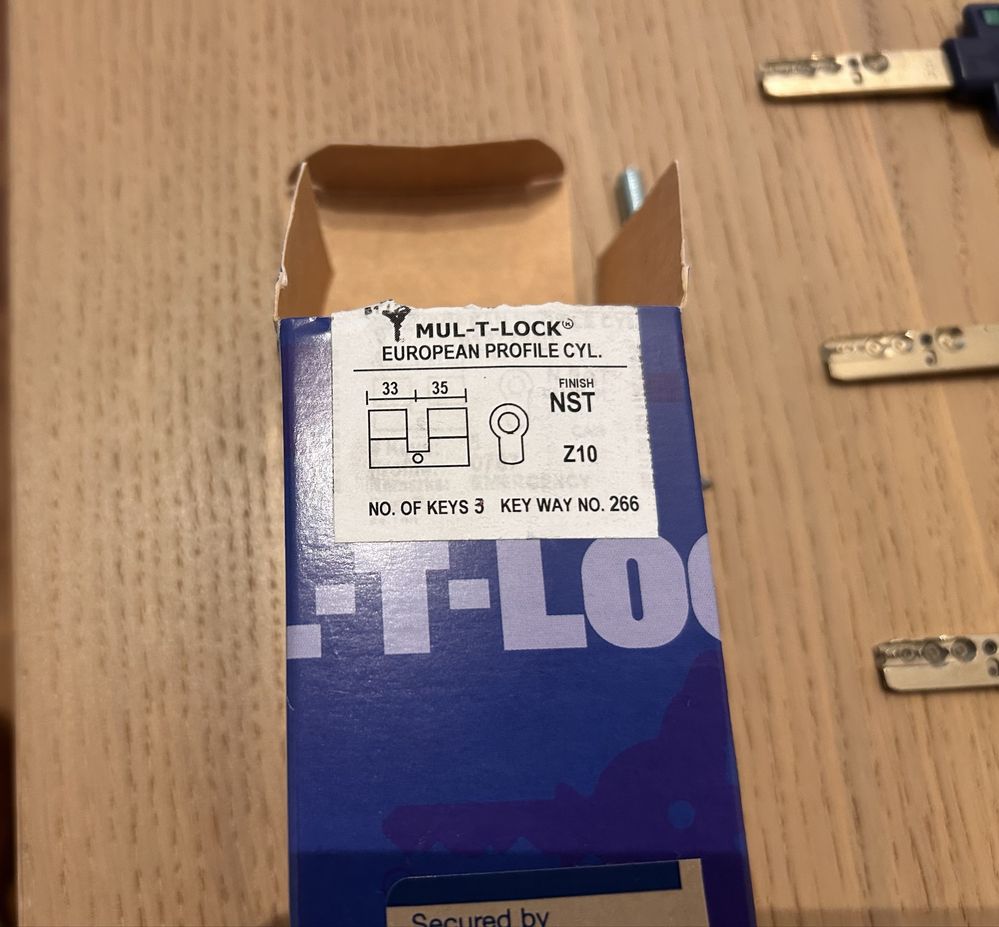 Fechadura MUL-T-LOCK