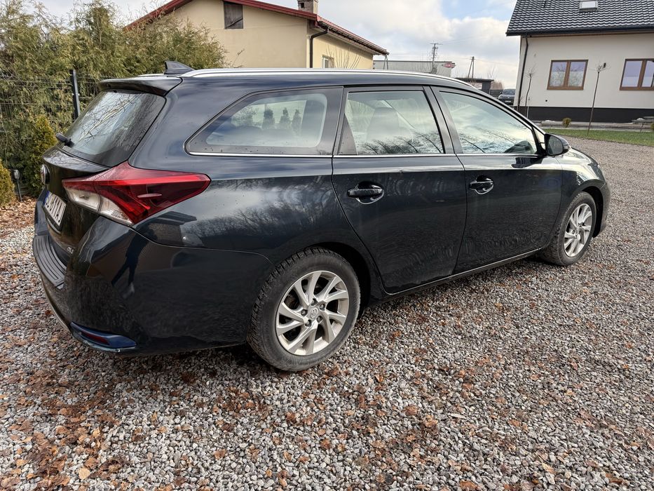 Toyota Auris 1.6d4d zamiana zamienie