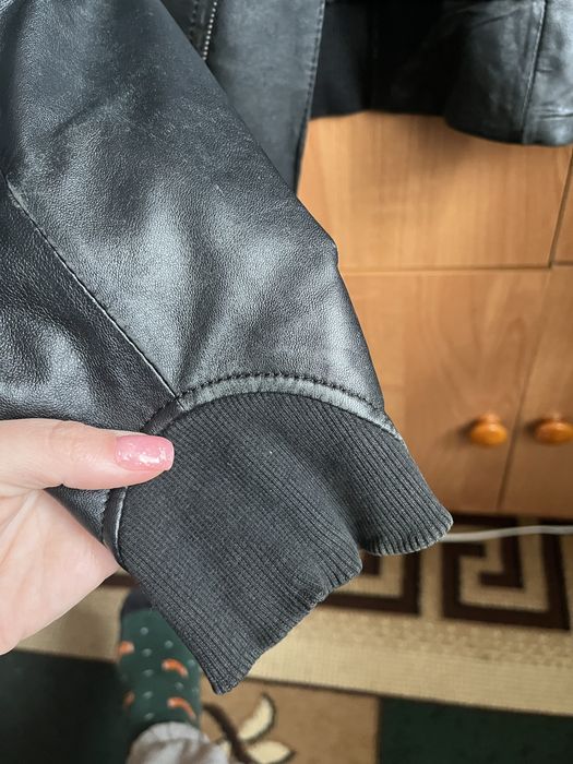 Шкіряна косуха, приталена