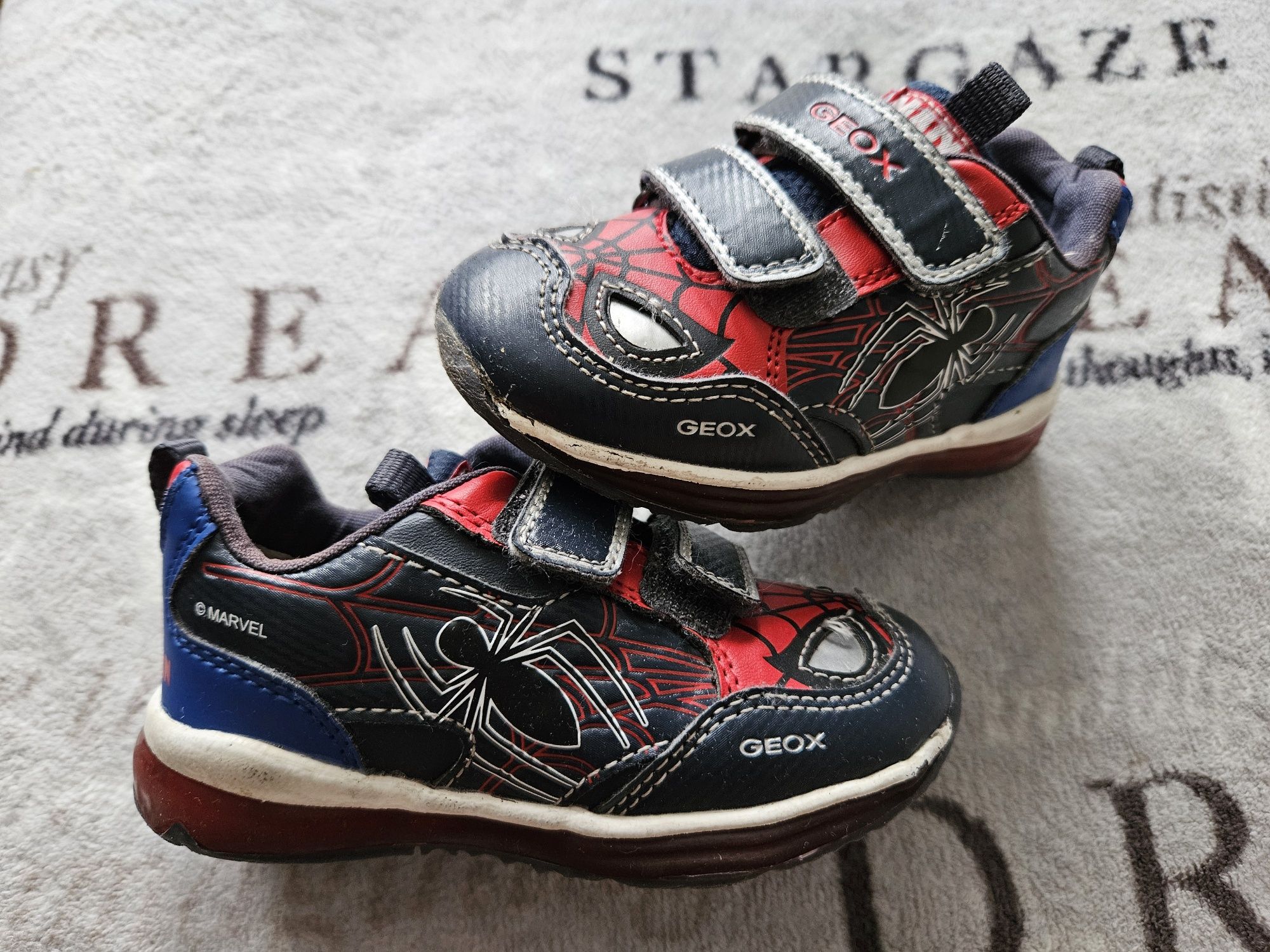 Buty sportowe adidasy sneakersy geox respira świecące Spider-Man 23