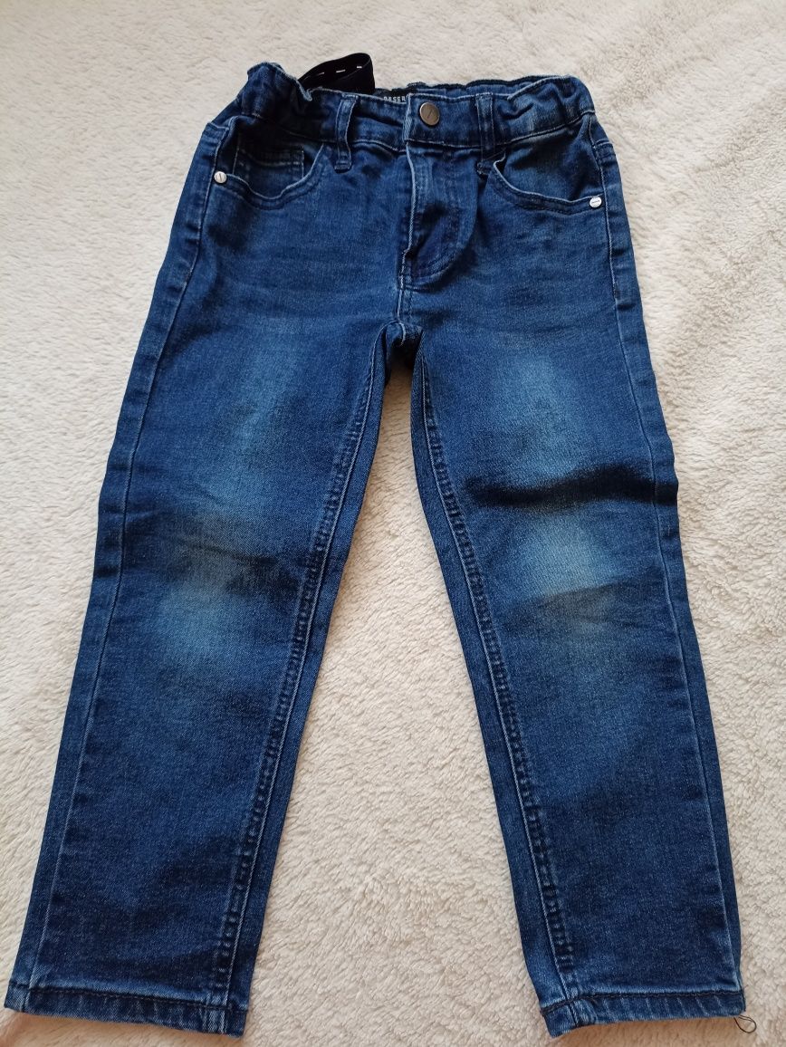 Reserved spodnie jeansowe rozmiar 110