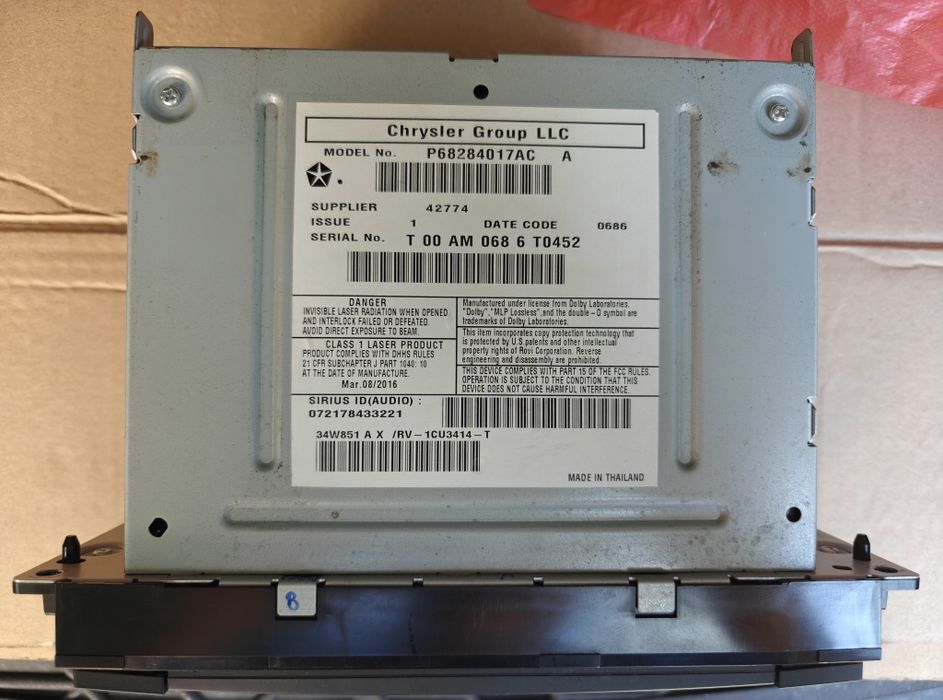 Оригінальна магнітола Jeep patriot/compass з камерою заднього виду