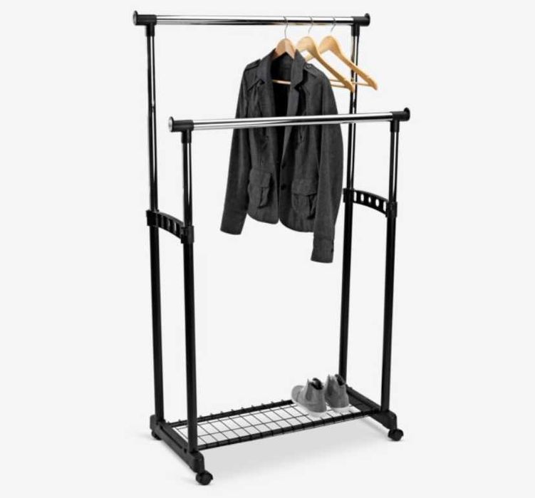 Пересувна вішалка для спальні