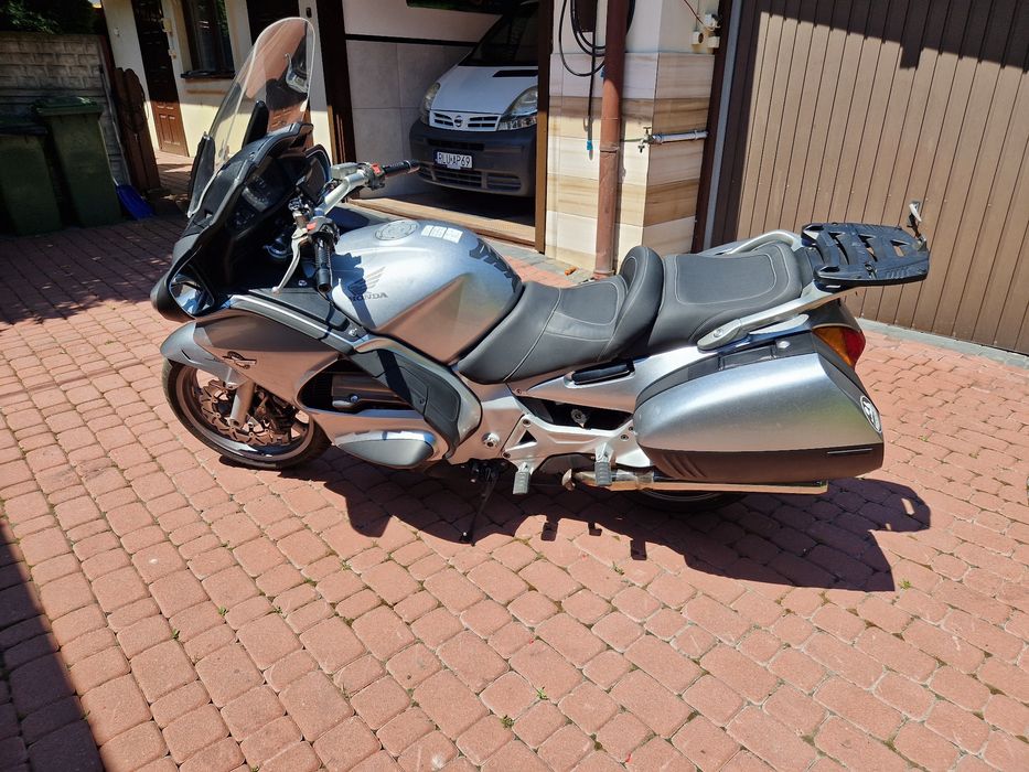 Sprzedam Honda st 1300